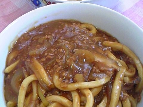 簡単ランチに♪ひき肉でカレーうどん♪